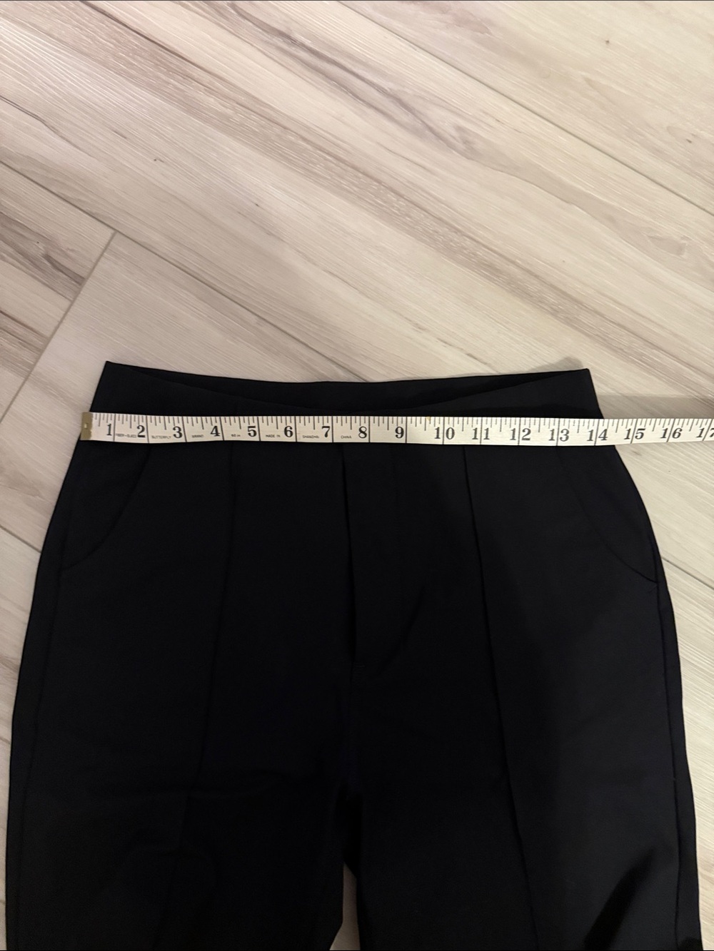Vuori Meta Wide Leg Women's Pants - Black & Beige - Picture 3 of 4